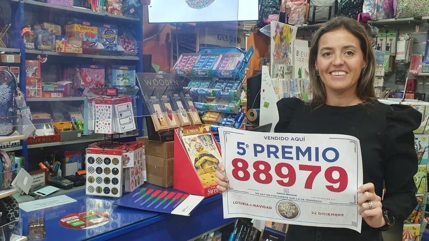 Una tienda de cachivaches da la suerte en el Centro Comercial La Minilla