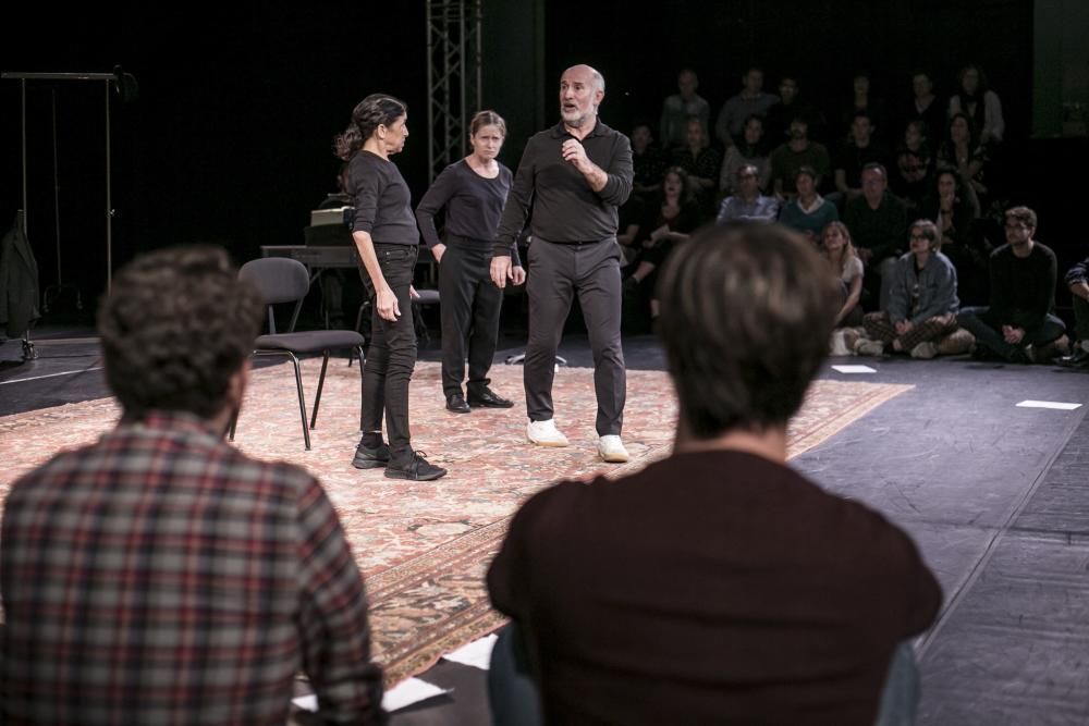 Actividades en la Fábrica de Armas: Peter Brook llena el espacio de emoción