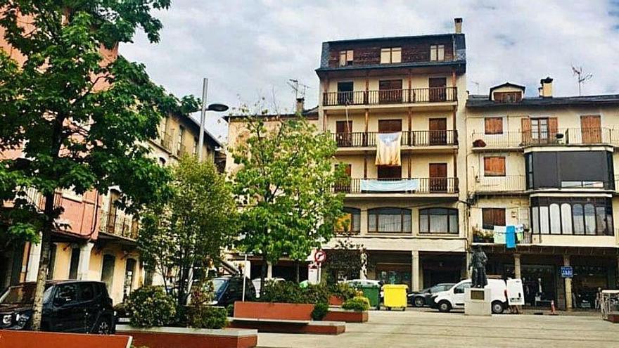 La plaça Cabrinetty, on s&#039;estan instal·lant les càmeres de seguretat