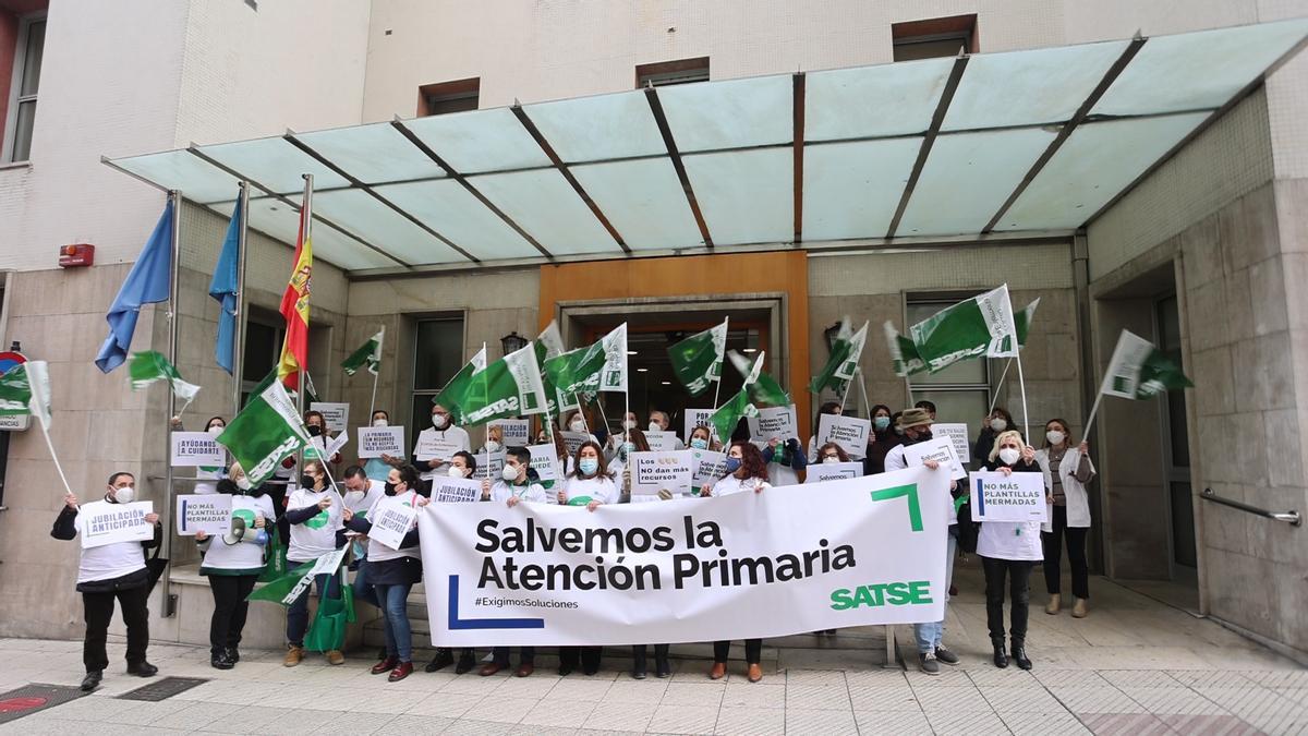 Protesta de enfermeras y fisioterapeutas