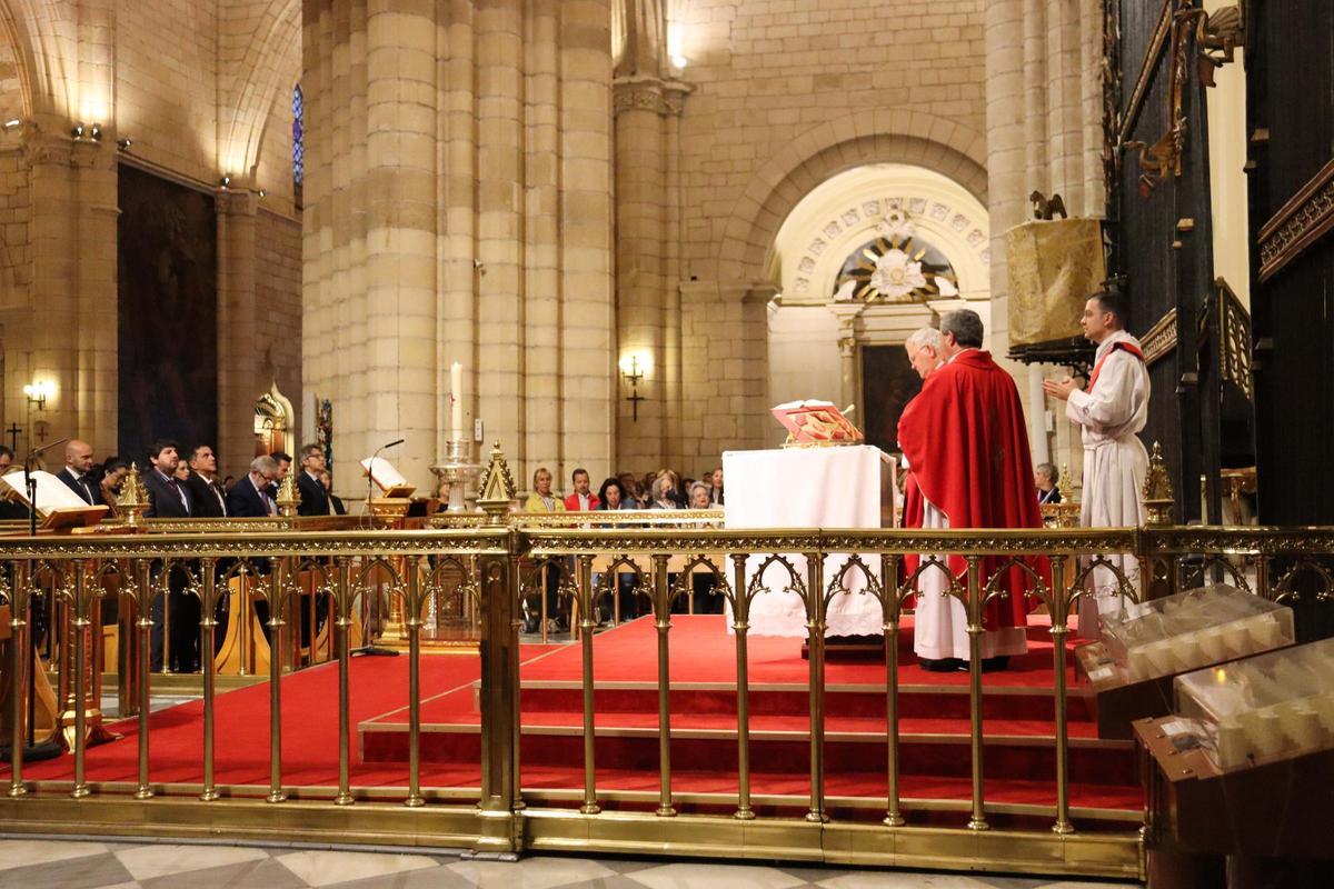 Las imágenes del regreso en romería de la Fuensanta a su santuario
