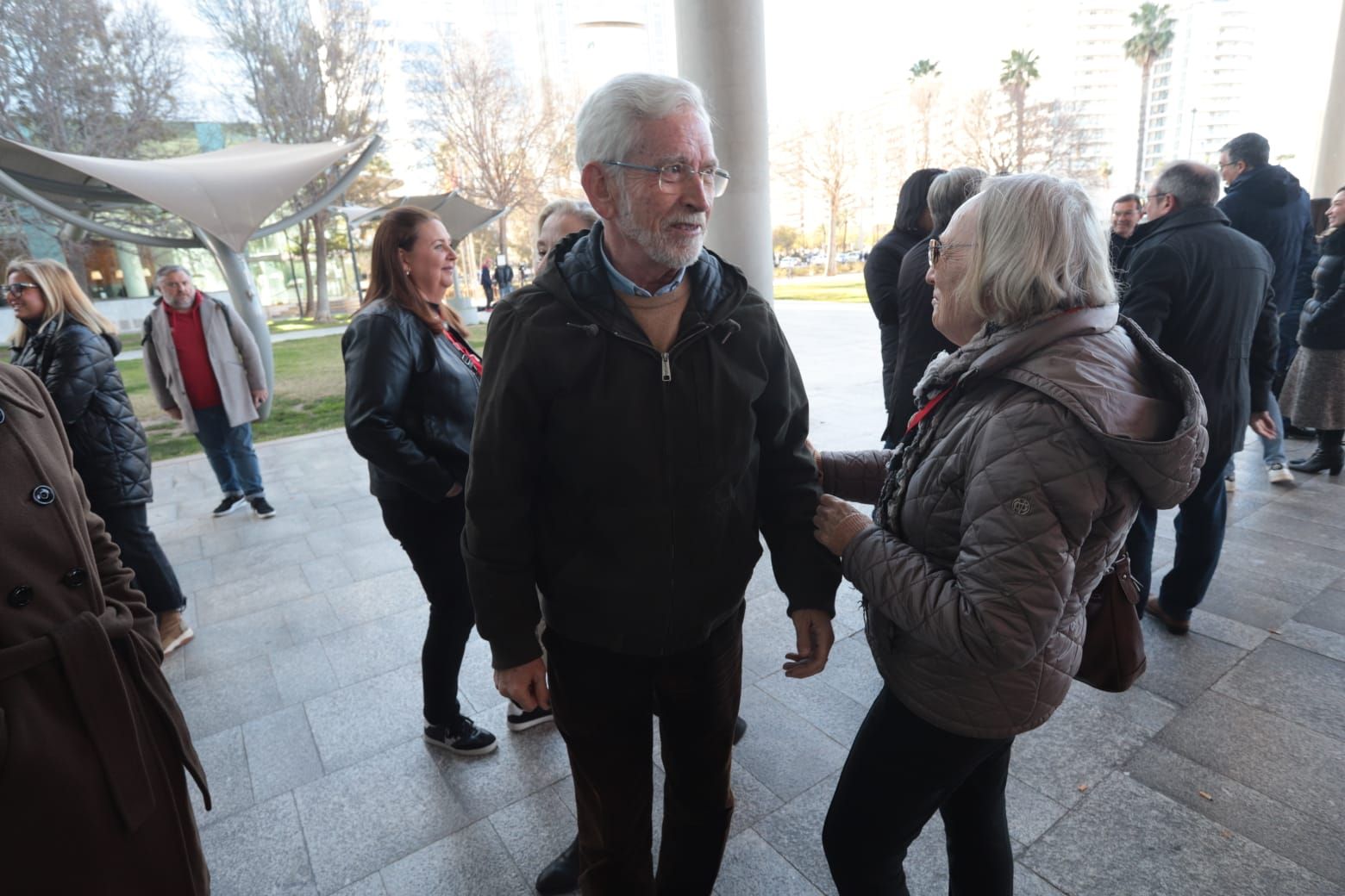 Empiezan a llegar los primeros asistentes al Congreso del PSPV-PSOE en Valencia