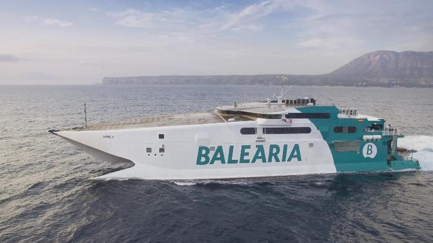 Baleària retoma la alta velocidad en la ruta Dénia-Eivissa-Palma este verano