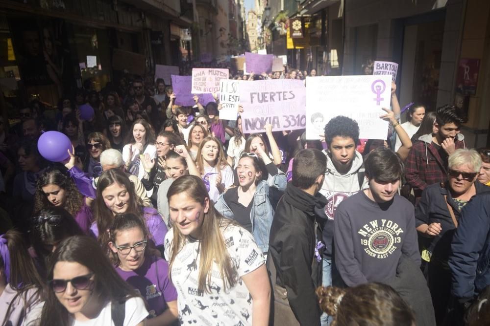 La feministas calientan motores antes de la manifestación del 8-M en Murcia