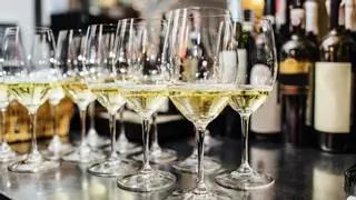 13 vinos blancos para quedarse con los ojos en blanco (de gusto)