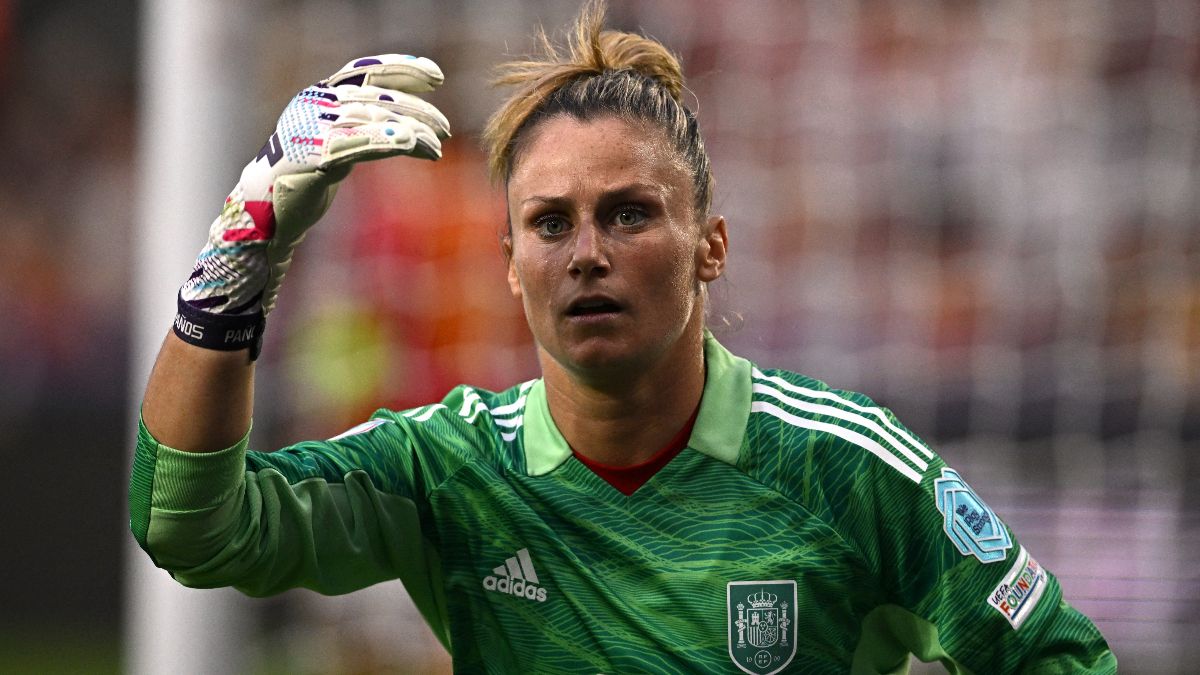 Sandra Paños en el partido contra Alemania