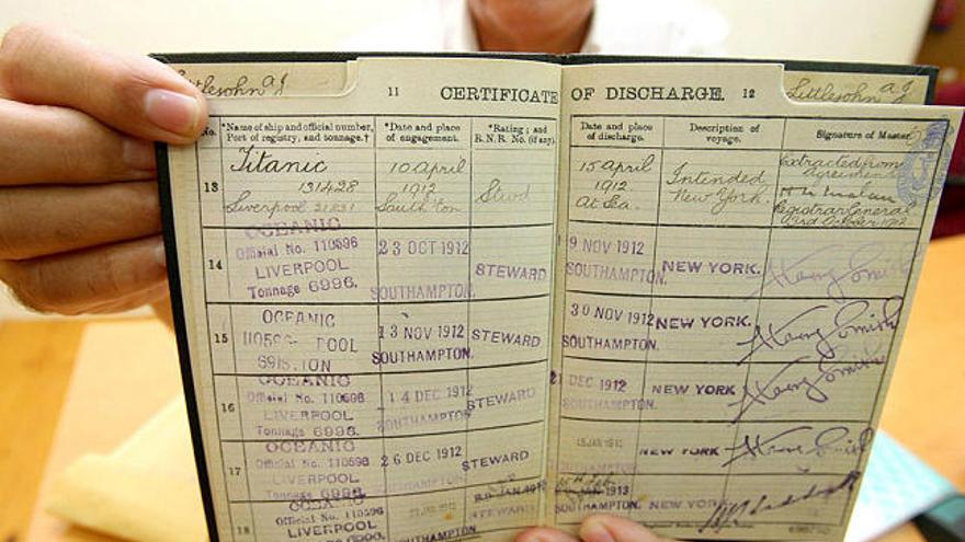 Esta cartilla de navegación de un tripulante del Titanic que sobrevivió a la tragedia ha estado perdida 93 años.