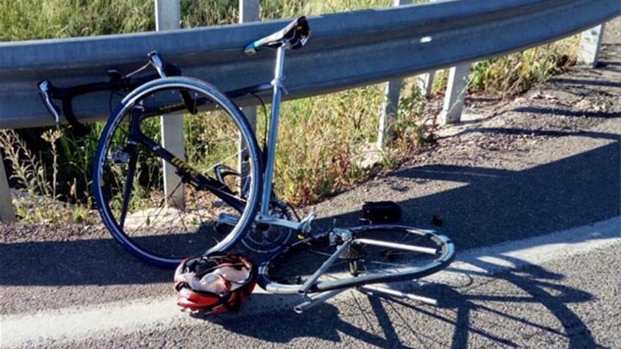 Herido grave un ciclista arrollado por una furgoneta