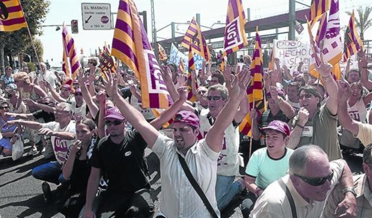 Manifestació al Masnou, el 2007, d’empleats de Dogi, empresa en què invertirà Sherpa Capital. Manifestació al Masnou, el 2007, d’empleats de Dogi, empresa en què invertirà Sherpa Capital.