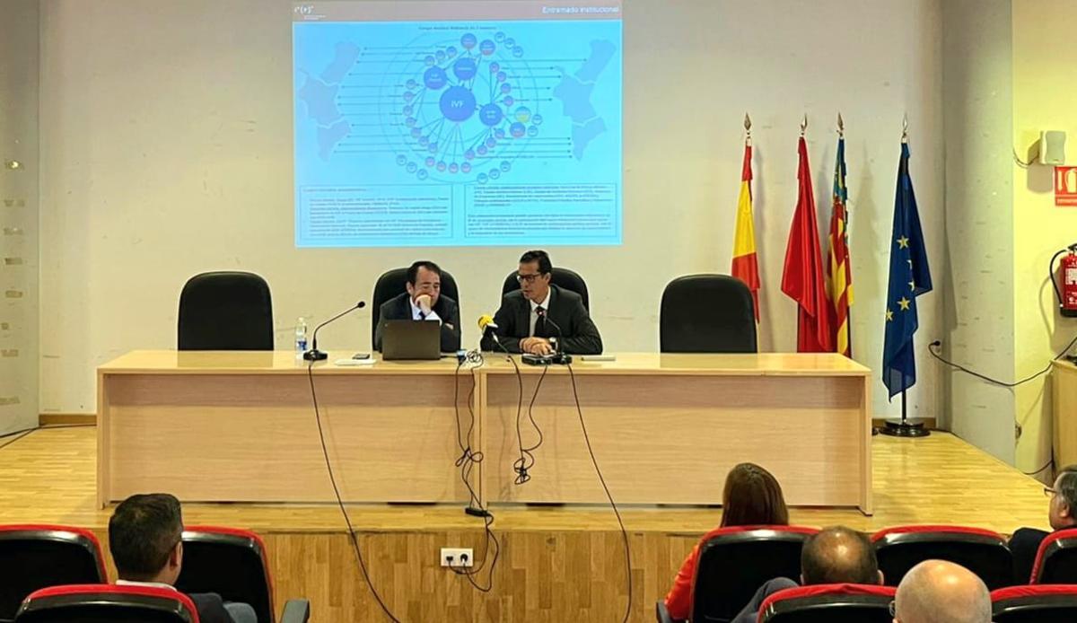 Illueca y Alfaro en el Centro Cívico y Juvenil de Elda.