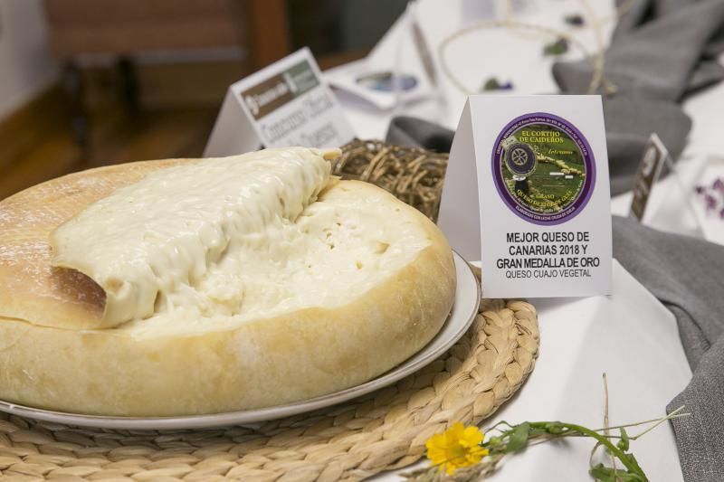 FUERTEVENTURA - Concurso Oficial Agrocanarias 2018 - EL CORTIJO DE CAIDEROS - MEJOR QUESO DE CANARIAS 2018 Y GRAN MEDALLA DE ORO QUESO CUAJO VEGETAL - 15-05-18  | 15/05/2018 | Fotógrafo: Gabriel Fuselli