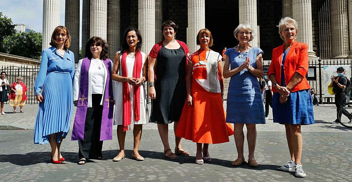 LAS MISAS DE LA “MADRECITA” CHRISTINA