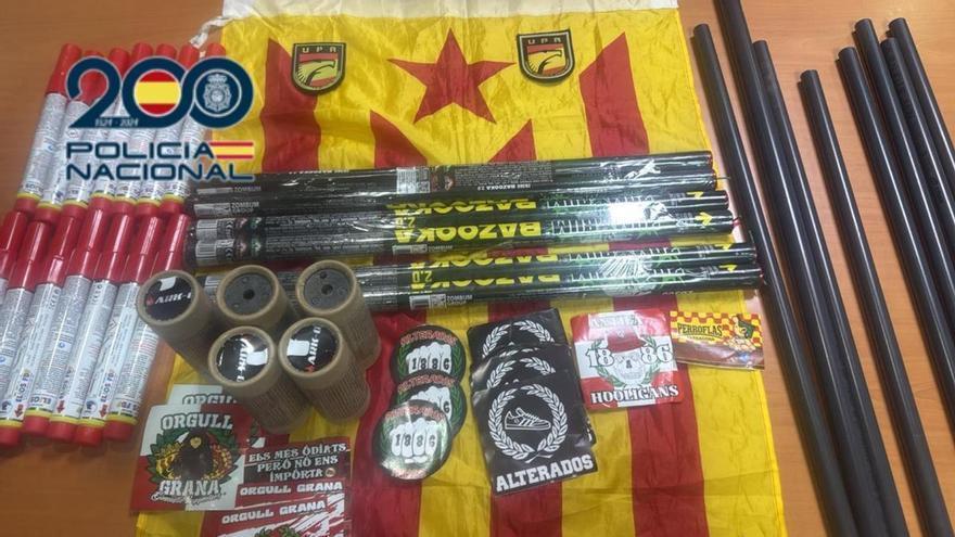 onal interviene bengalas y palos a aficionados del Nàstic en la previa ante el Hércules