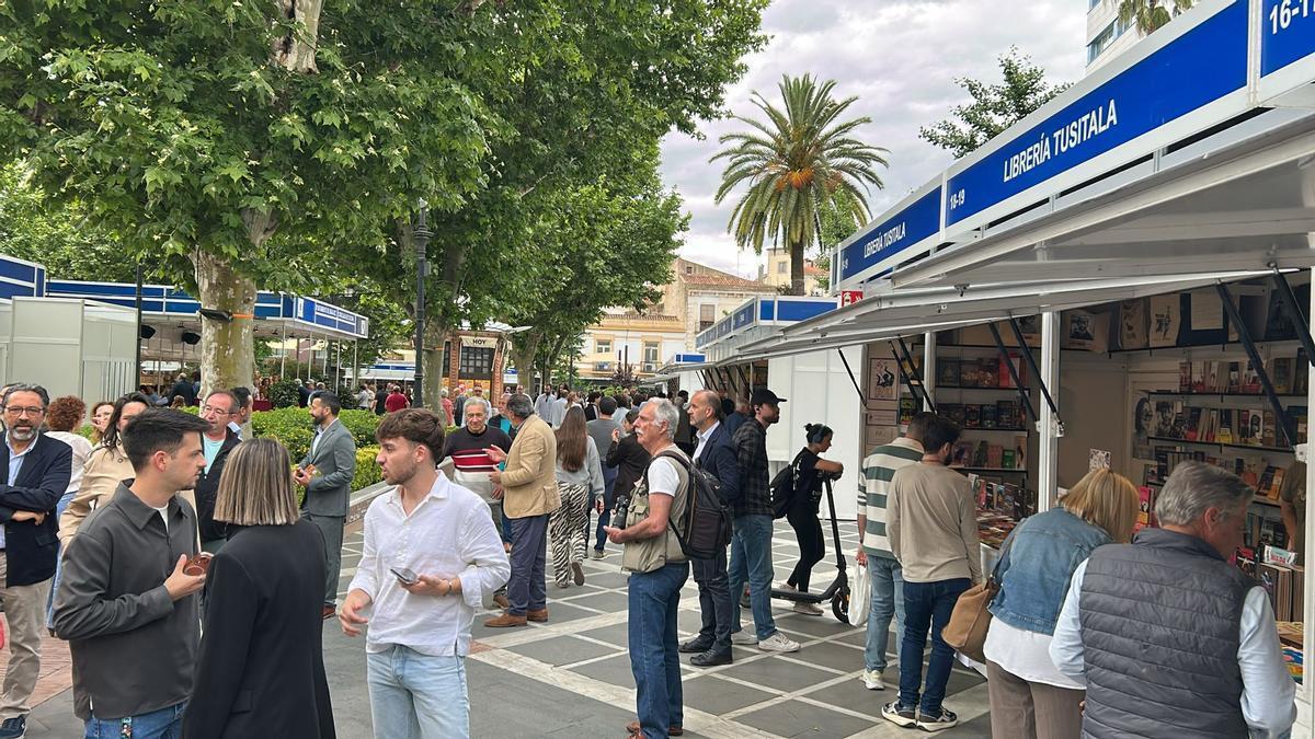Vídeo | Arranca la Feria del Libro de Badajoz 2026