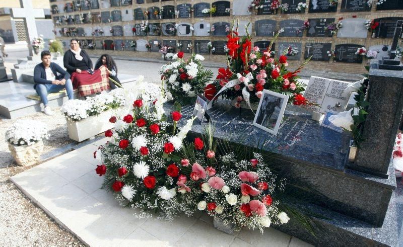 Día de Todos los Santos en el Cementerio de Zaragoza