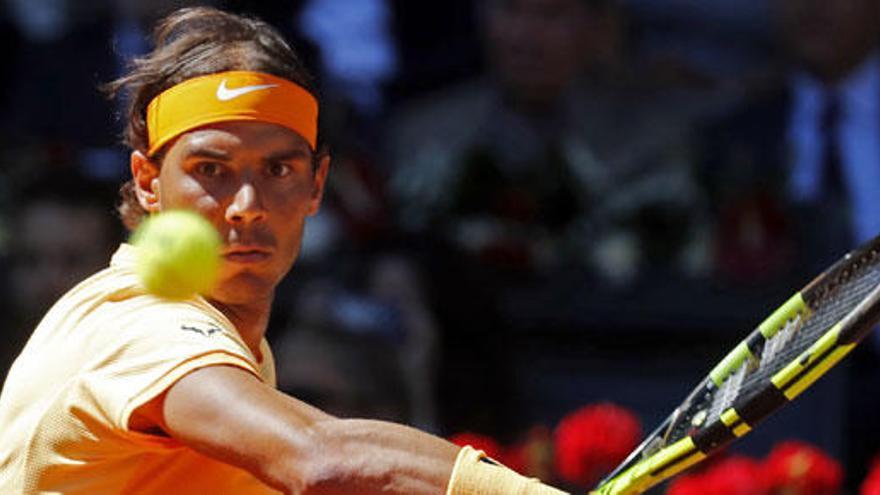 Nadal pasa a octavos del Open de Madrid.