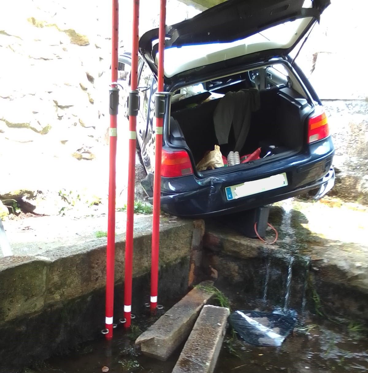 El accidente tuvo lugar alrededor de las 14:00 horas en el lugar de Cortiñas