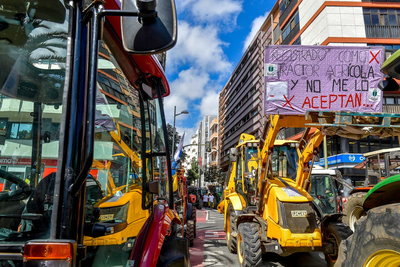 Tractorada del sector primario en Las Palmas de Gran Canaria (21/02/24)