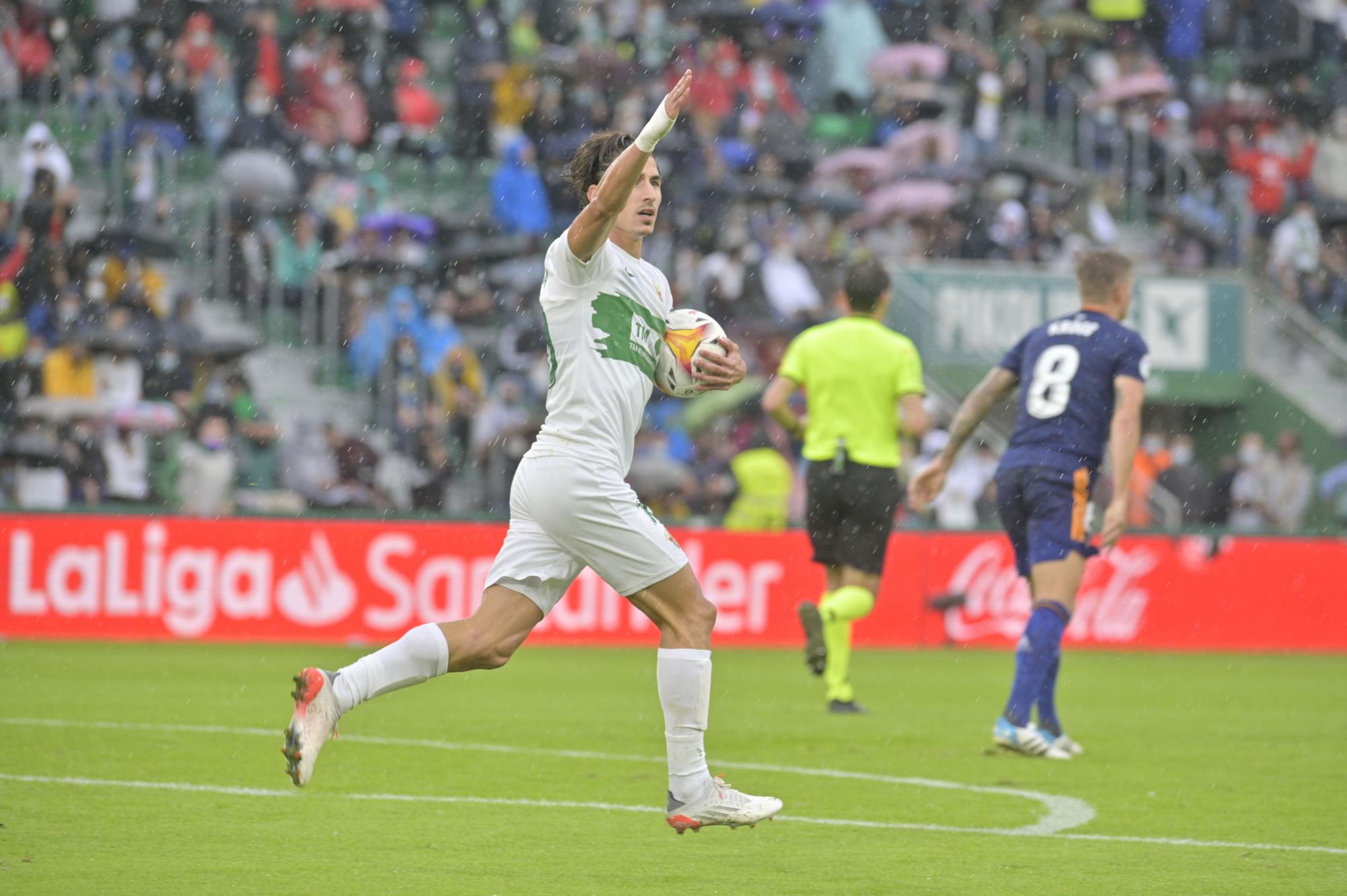 Las mejores imágenes del Elche - Real Madrid