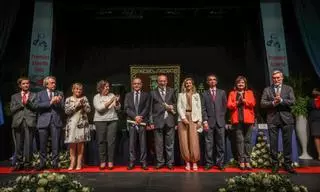 Sax entrega los Premios Alberto Sols