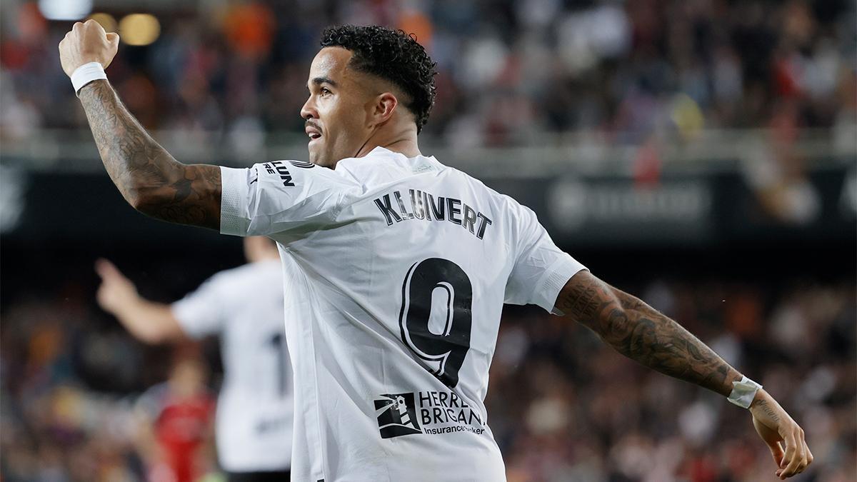 Valencia - Rayo Vallecano | El gol de Kluivert