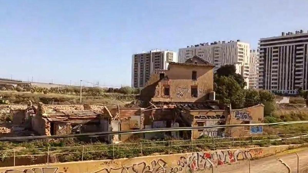 La Alquería de Volante tras venirse abajo