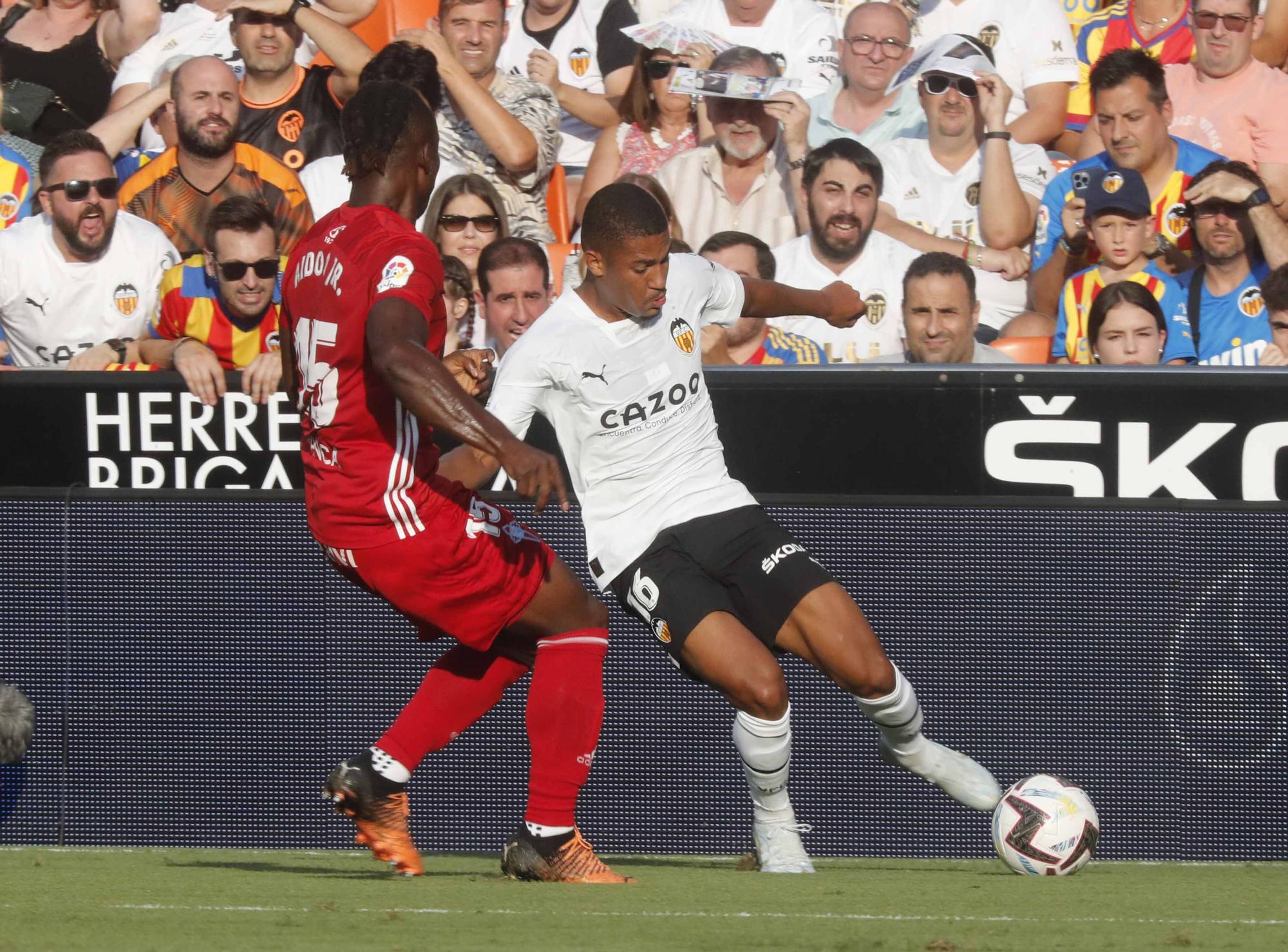 La victoria del Valencia CF ante el Celta de Vigo, en imágenes