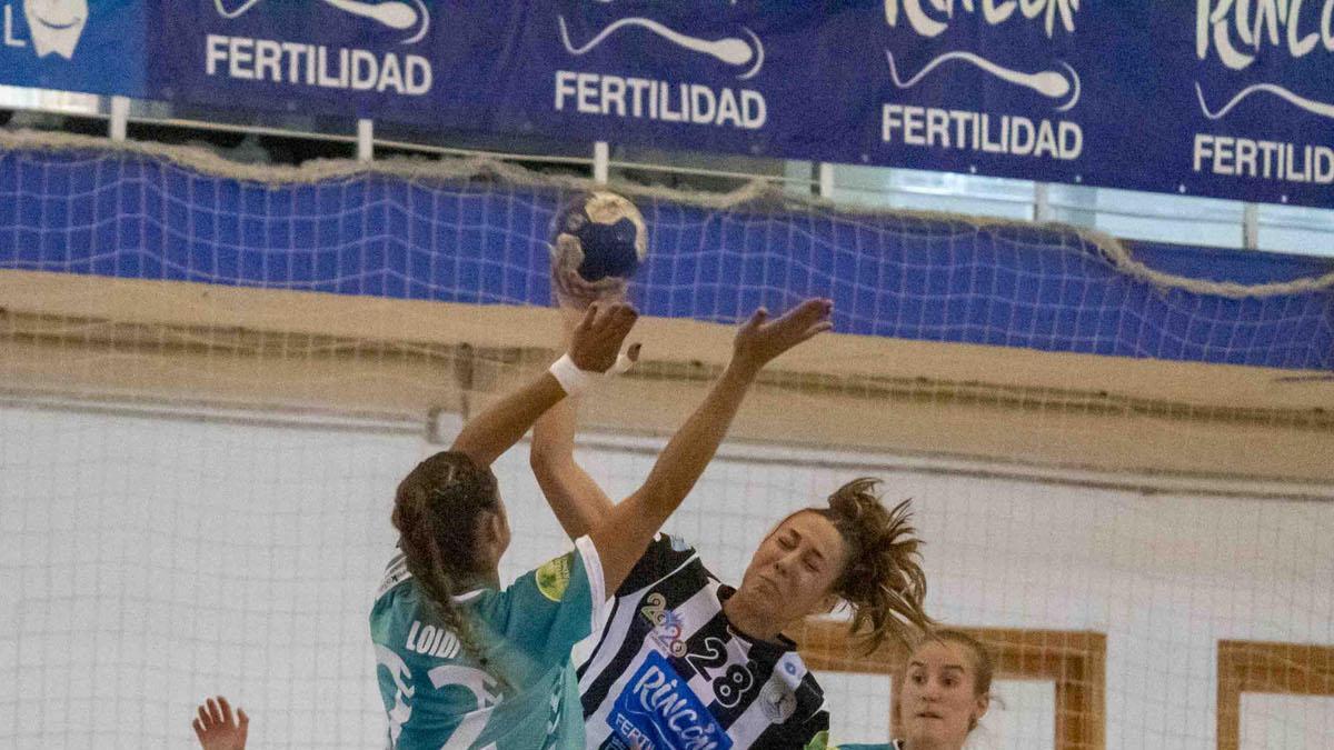 El Rincón Fertilidad arrancó la temporada liguera con una cómoda victoria ante el Zuazo.