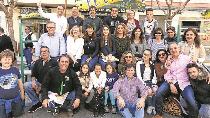 La colla El Carrer, con energía para vivir unas jornadas interminables