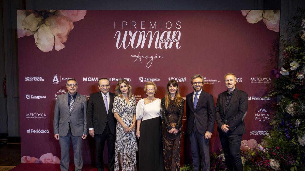 En imágenes| La alfombra roja de los Premios Woman Aragón