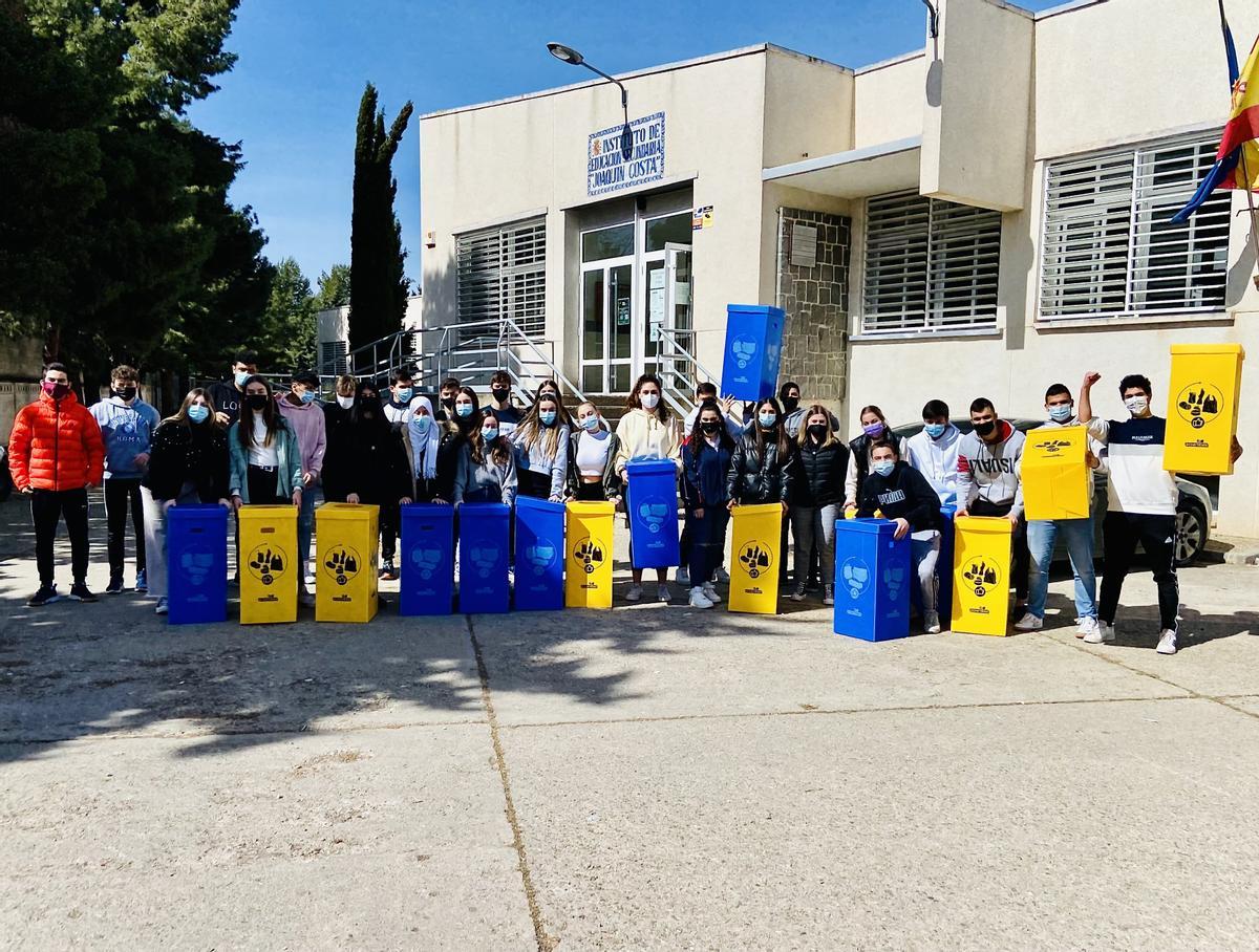 Proyecto medioambiental realizado el pasado curso en el IES Joaquín Costa de Cariñena, 'IESficiente'.