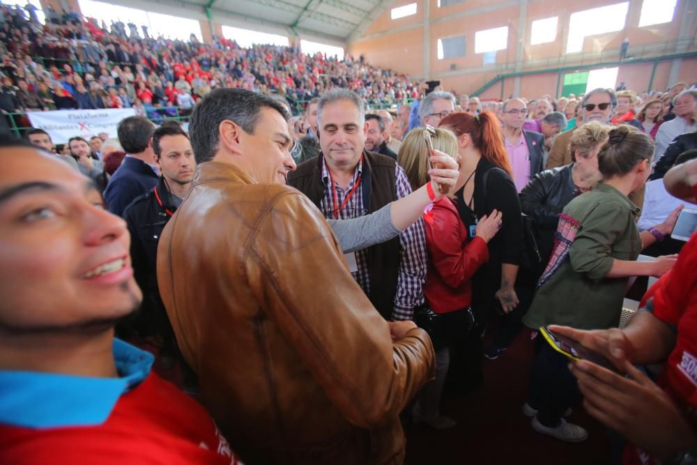 Acto de Pedro Sánchez en Burjassot