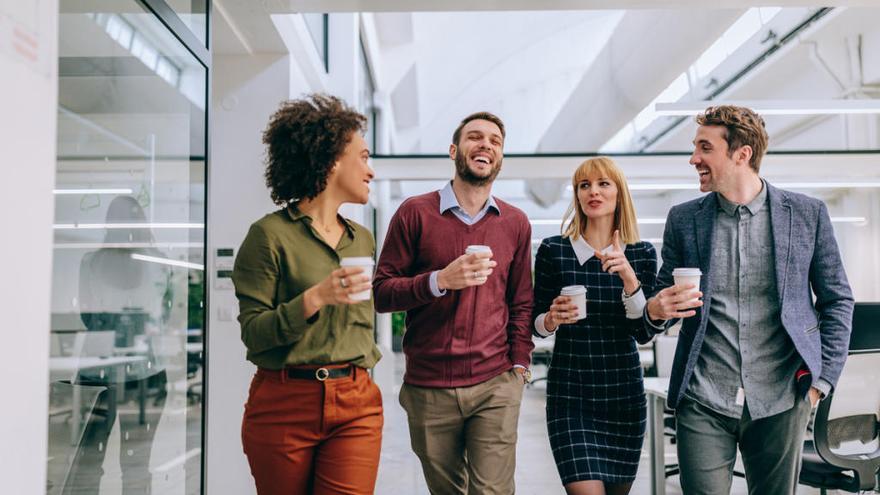 Siete derechos no tan conocidos de los trabajadores: de la pausa del café al anticipo de la nómina