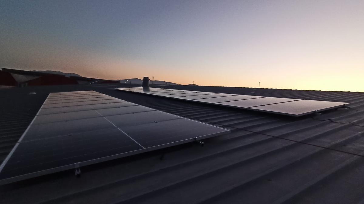 FOBESA cuenta con instalaciones de energía fotovoltaica en sus oficinas y naves de Elda y Petrer.