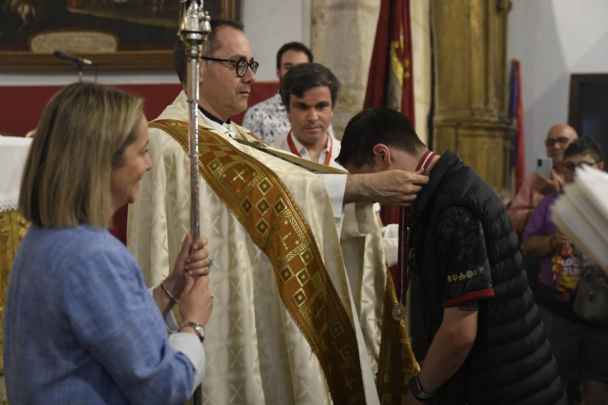 Entrada de 35 personas en la Cofradía de La Virgen de la Concha.