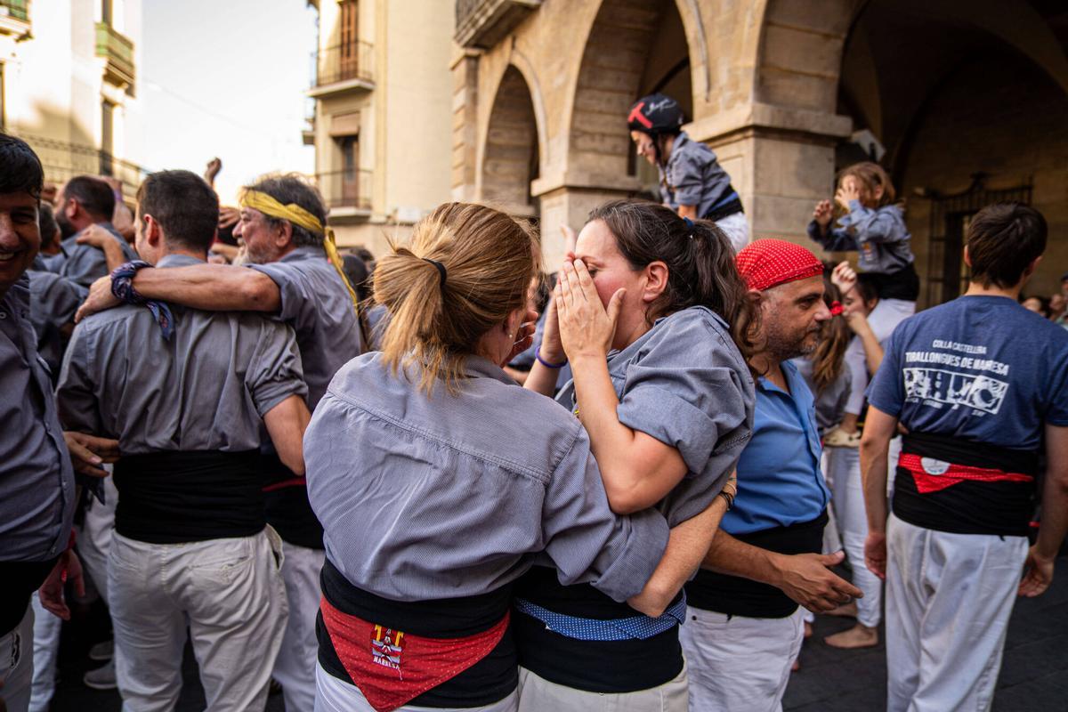 Les imatges de la Diada castellera de colles de l'eix, a Manresa Les imatges de la Diada castellera de colles de l'eix, a Manresa