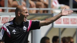 Zinedine Zidane, en un entrenamiento del Castilla.