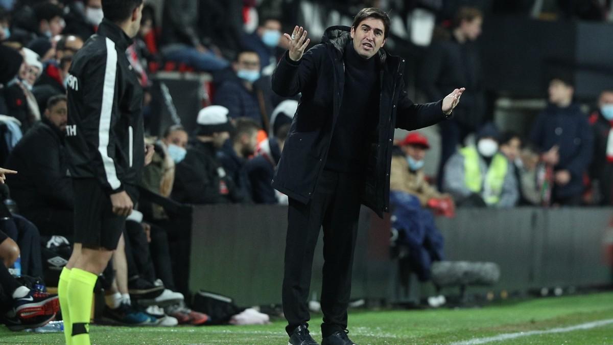 Andoni Iraola, entrenador del Rayo Vallecano