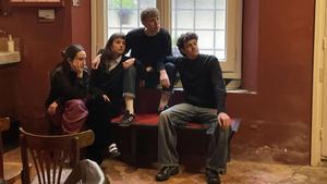 Lua Amat, Laura Roig, Joan Esteve y Daniel Mallorquín, protagonistas de Refugi.