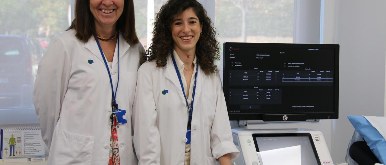 La reumatóloga Mireia Moreno (izquierda) y la dermatóloga Patrícia Garbayo.