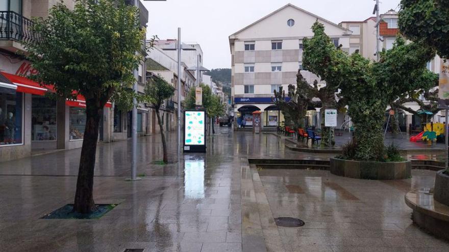 La calle Eduardo Vincenti, en Bueu. | |