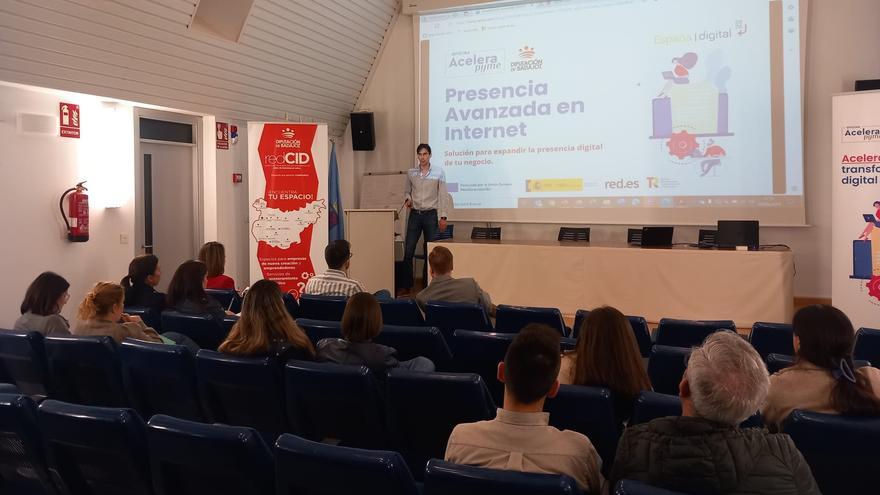 El CID Campiña Sur acoge un desayuno informativo para el avance digital de las empresas del territorio