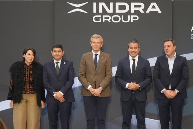 Indra presenta su nueva planta de fabricación de vehículos militares en As Pontes