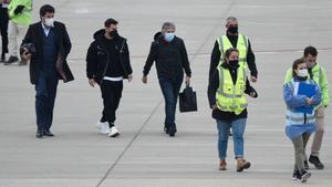 Messi, en el aeropuerto al volver de ganar la Copa América