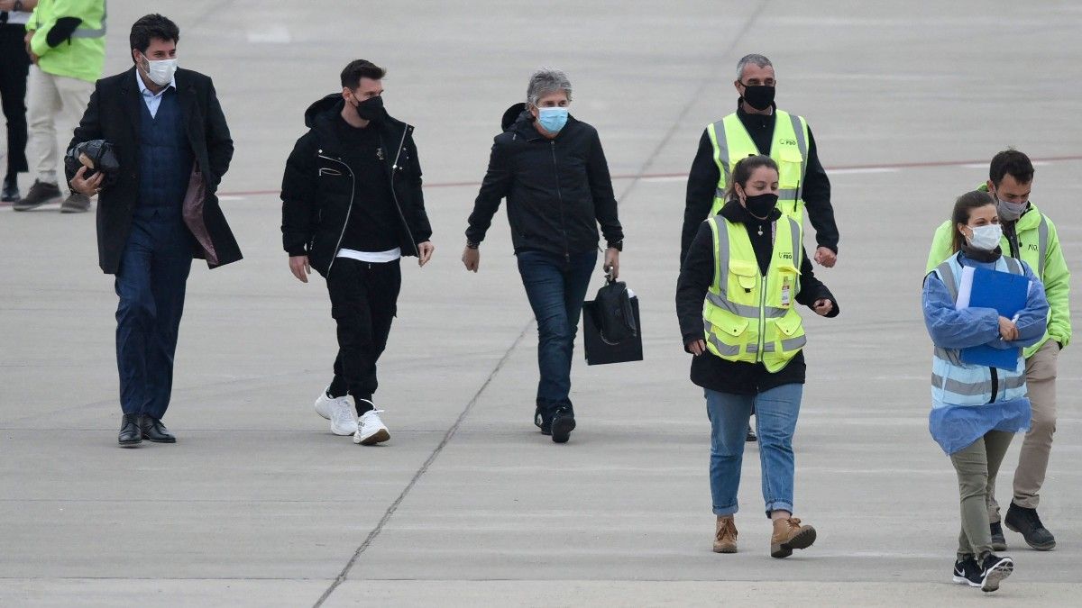 Messi, en el aeropuerto