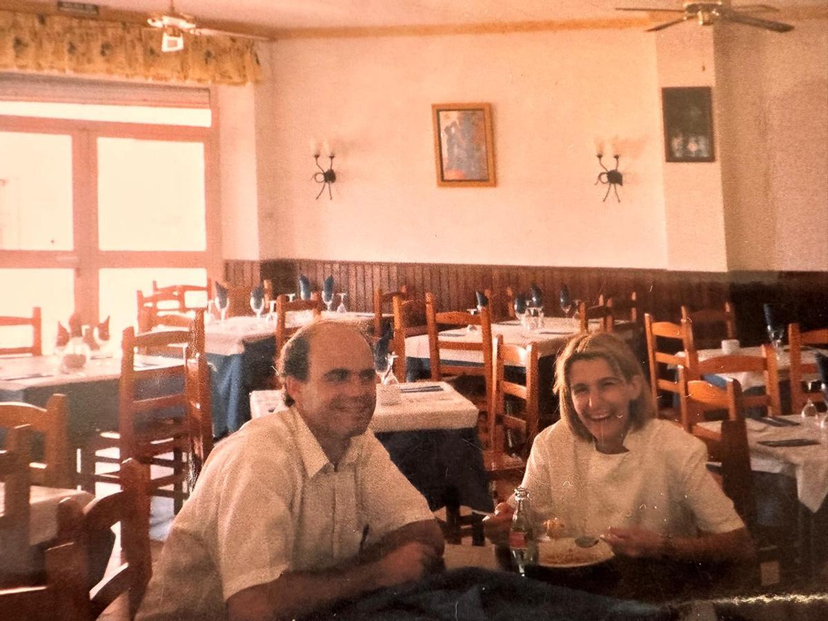 José Doménech y Mari Carmen Ripoll, en los primeros años de llevar el restaurante