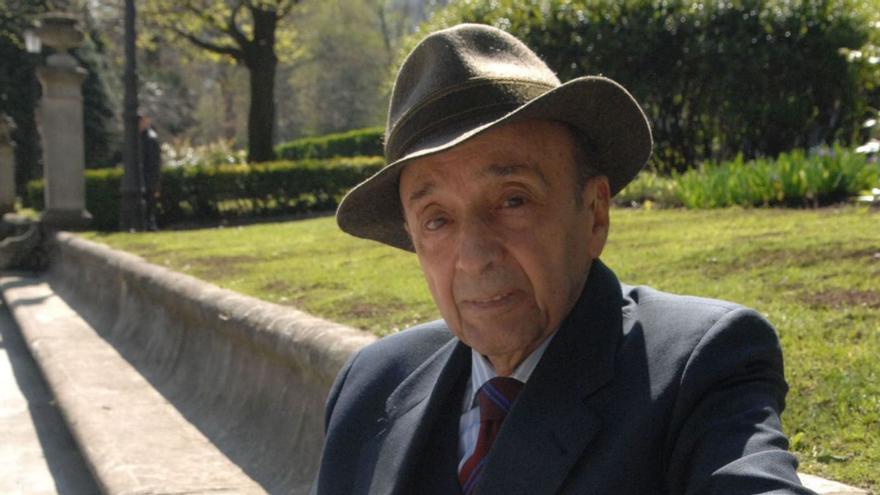 Fallece a los 98 años el diplomático ovetense Amaro González de Mesa