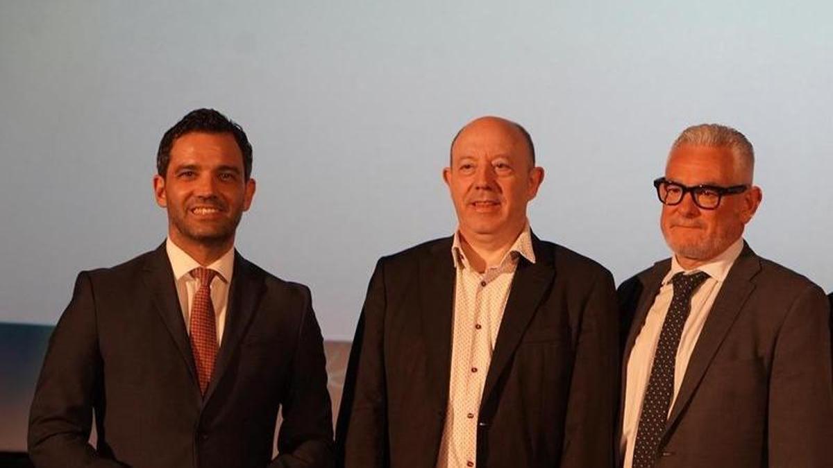 Sagredo, Gonzalo Bernardos y Vicente Peñalver en el VI Encuentro Empresarial 'Paterna Ciudad de empresas'.