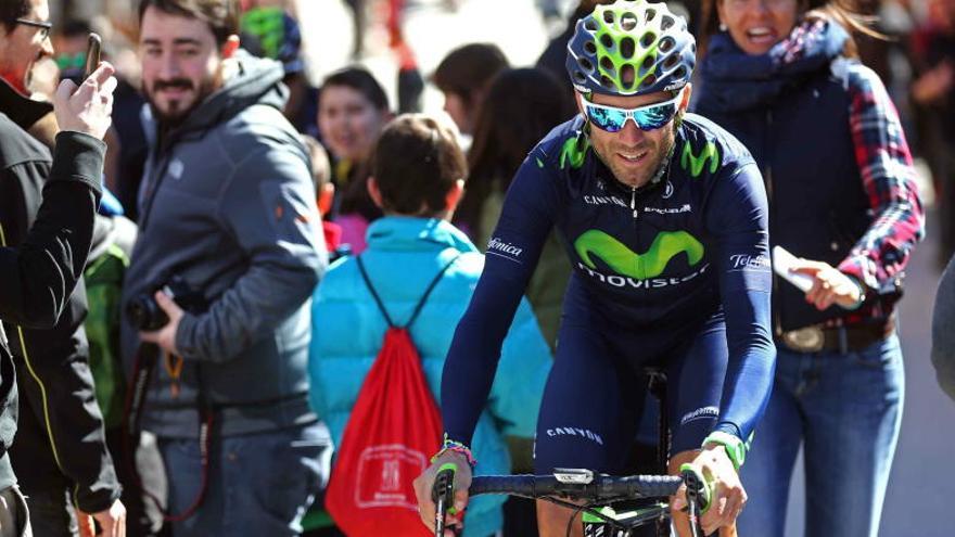 Valverde gana la quinta etapa y Porte se viste de líder