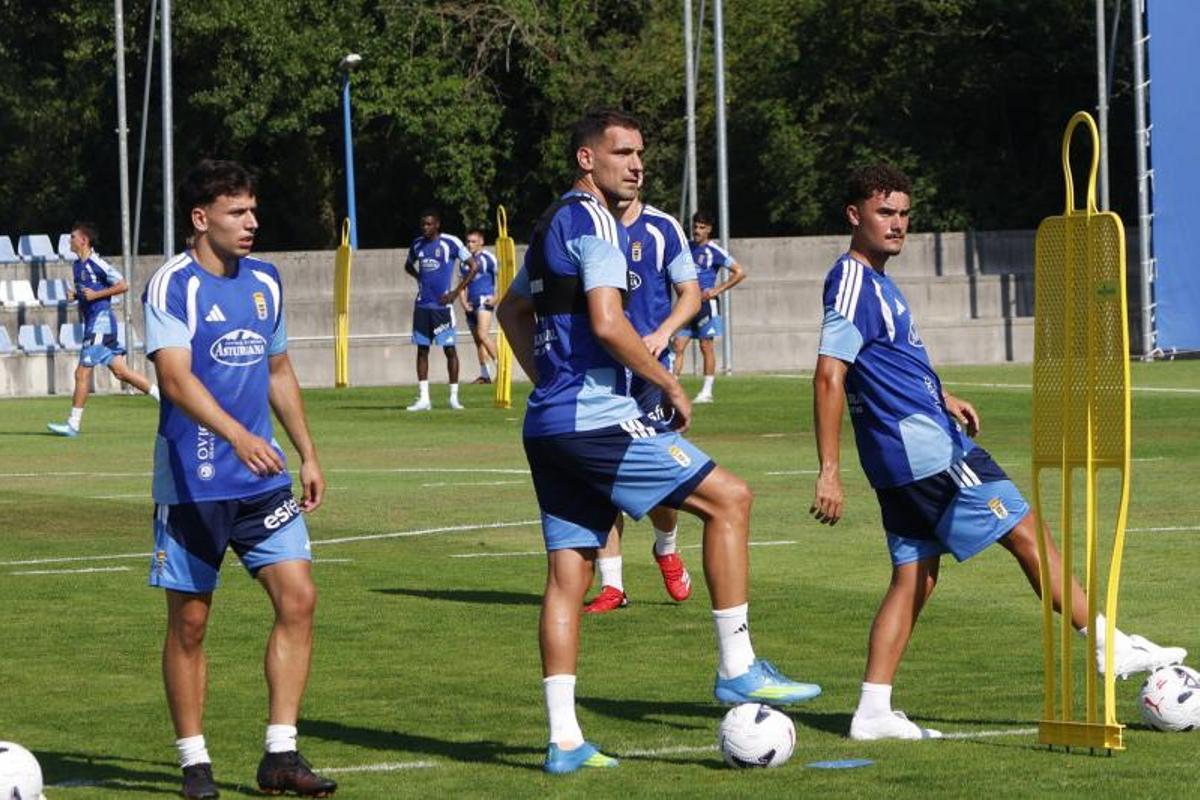 EN IMÁGENES: Así fue el primer entrenamiento de la temporada 26-27 para el Real Oviedo